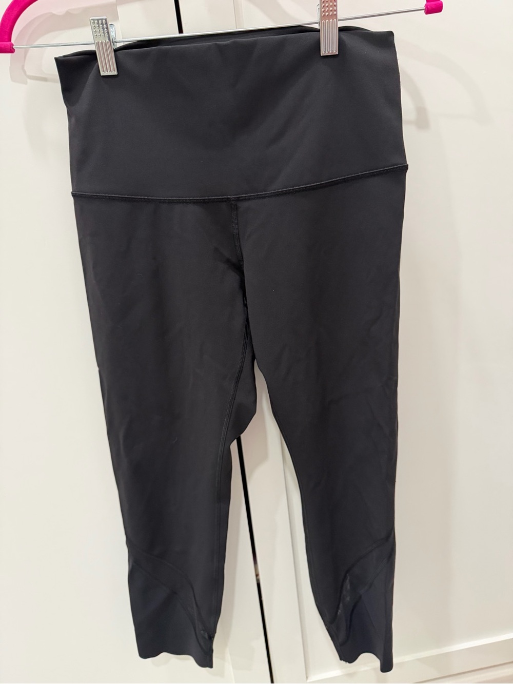 Lululemon Wunder Under Black High-Waist Cropped Leggings size 8 Wavy Mesh